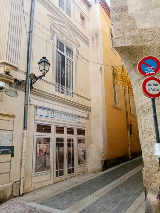 Studio Bien Equipe A 2 Pas De La Gare Béziers Eksteriør bilde